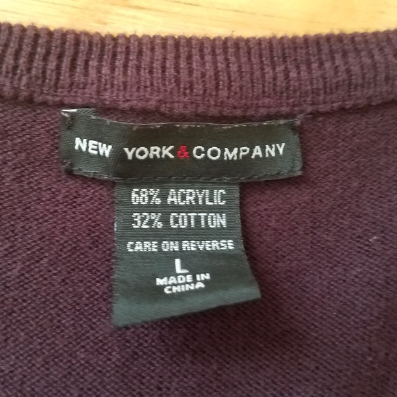 🌼 Purple Preppy Sweater Vest - Large - Picture 4 of 7